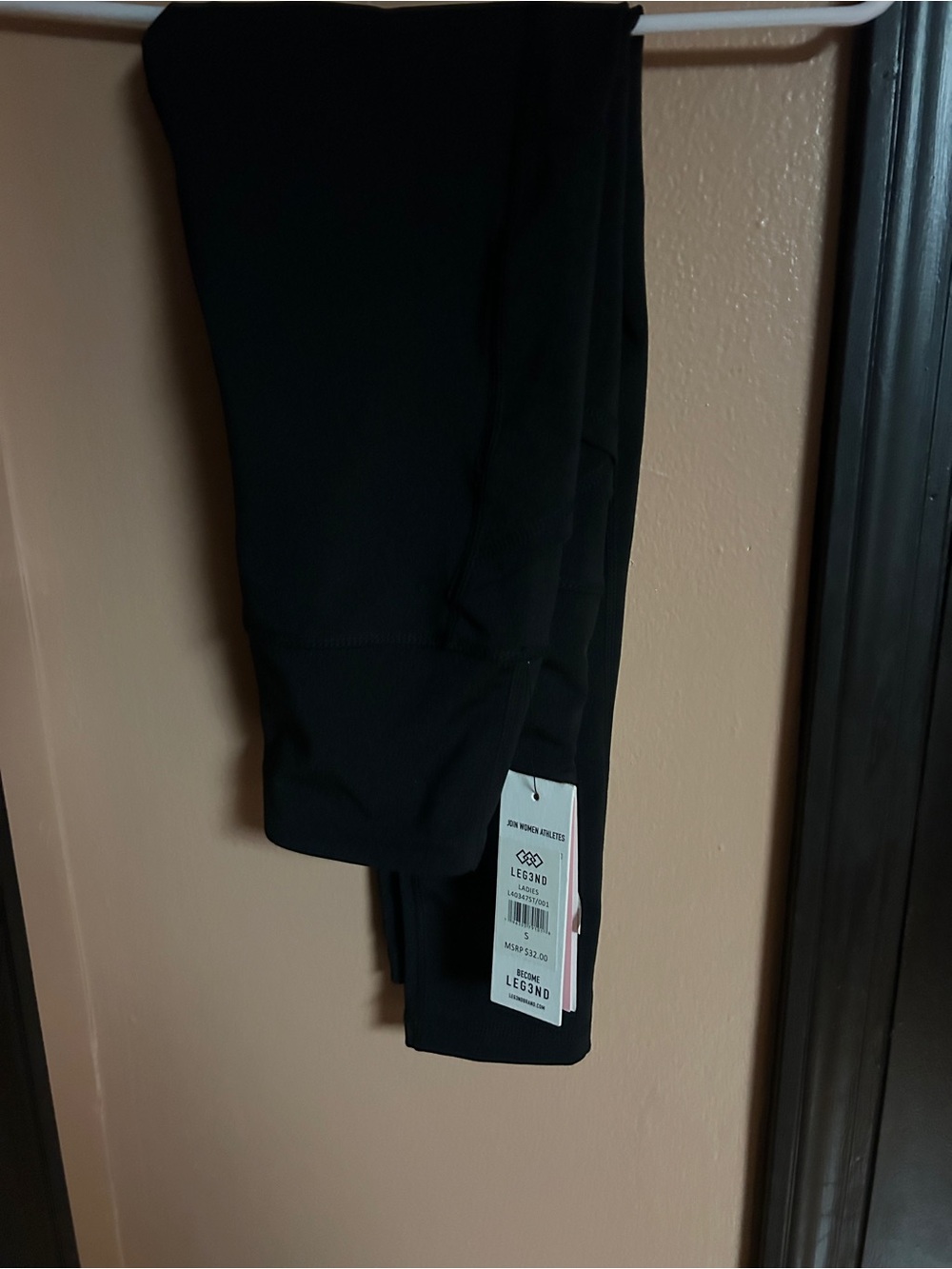 NWT Women’s Legend Athletic leggings /size S Black